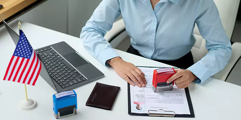 Why Hire Our E2 Visa Attorney Team for Russia